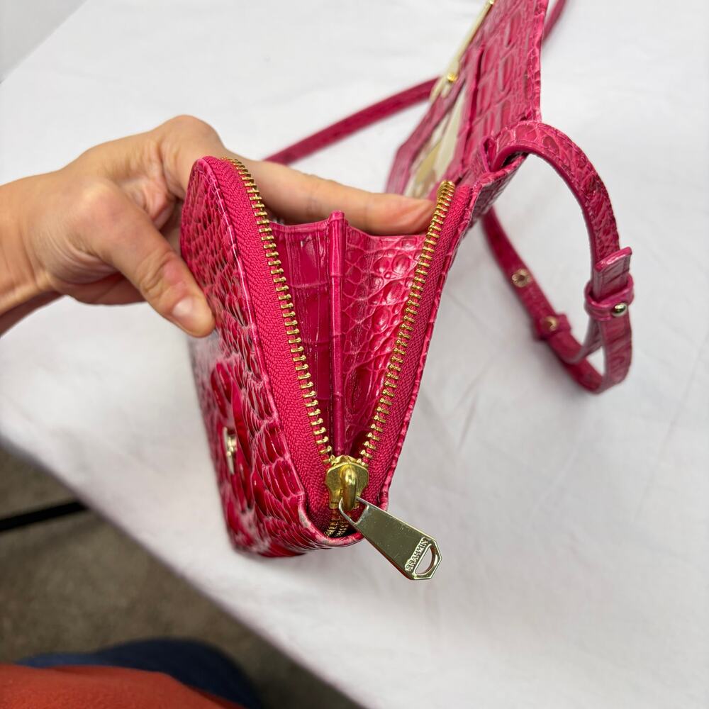 Brahmin Phlox Pink Minuette crocodile crossbody purse mild wear. flap zip pocket - Picture 6 of 11